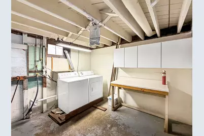 405 N Apple Avenue, Freeport, IL 61032 - Photo 19