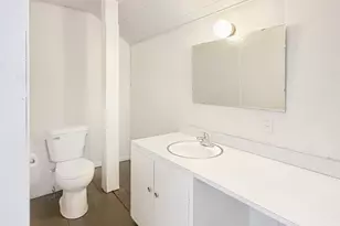 405 N Apple Ave, Freeport, IL 61032 - Photo 17