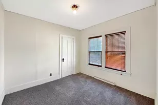 405 N Apple Ave, Freeport, IL 61032 - Photo 13