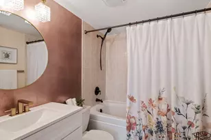 4407 Pershing Ave, Downers Grove, IL 60515 - Photo 13