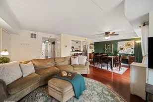 4407 Pershing Ave, Downers Grove, IL 60515 - Photo 7