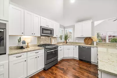 1262 Deerpath Drive, Yorkville, IL 60560 - Photo 17