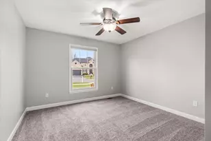 1262 Deerpath Dr, Yorkville, IL 60560 - Photo 11