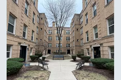 217A Washington Boulevard #2W, Oak Park, IL 60302 - Photo 1