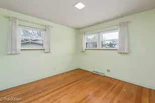 246 Vista Ct, Wilmette, IL 60091 - Photo 13