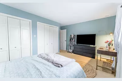 10908 S Kilbourn Avenue, Oak Lawn, IL 60453 - Photo 11