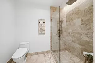 363 E Wacker Dr, Chicago, IL 60601 - Photo 17