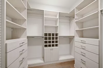 363 E Wacker Drive #2709, Chicago, IL 60601 - Photo 15