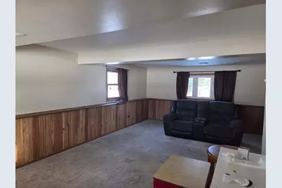 210 Hazelwood Drive, Lindenhurst, IL 60046 - Photo 21