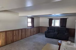 210 Hazelwood Dr, Lindenhurst, IL 60046 - Photo 21