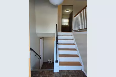 210 Hazelwood Drive, Lindenhurst, IL 60046 - Photo 13