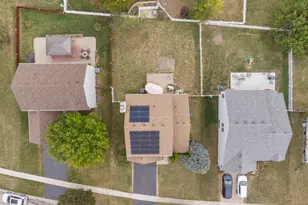 337 Daffodil Dr, Romeoville, IL 60446 - Photo 3