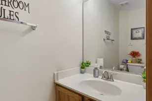 337 Daffodil Dr, Romeoville, IL 60446 - Photo 19