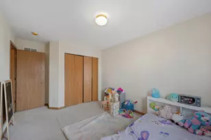 337 Daffodil Dr, Romeoville, IL 60446 - Photo 31