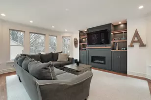 833 Lincoln St, Evanston, IL 60201 - Photo 11