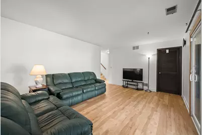 1220 Dorchester Lane, Hoffman Estates, IL 60169 - Photo 23