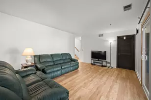 1220 Dorchester Ln, Hoffman Estates, IL 60169 - Photo 23