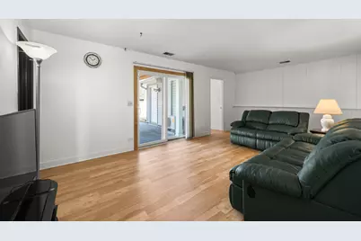 1220 Dorchester Lane, Hoffman Estates, IL 60169 - Photo 21