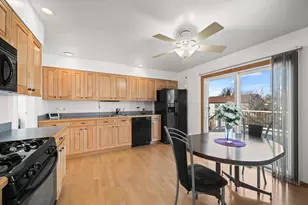 1220 Dorchester Ln, Hoffman Estates, IL 60169 - Photo 11