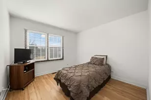 1220 Dorchester Ln, Hoffman Estates, IL 60169 - Photo 19