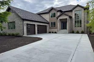 7234 Roxbury Ct, Long Grove, IL 60060 - Photo 1