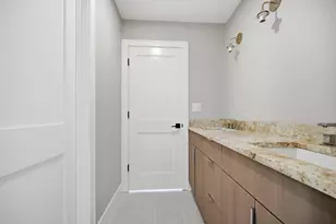7234 Roxbury Ct, Long Grove, IL 60060 - Photo 25
