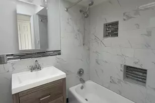 2033 W 111th St, Chicago, IL 60643 - Photo 7