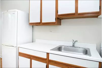 3345 N Marshfield Avenue #408, Chicago, IL 60657 - Photo 3