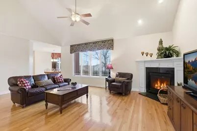 13106 Fox Hill Court, Lemont, IL 60439 - Photo 3