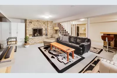 9761 Elm Terrace, Des Plaines, IL 60016 - Photo 21