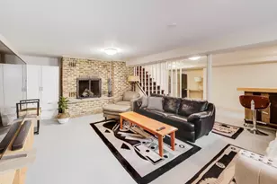 9761 Elm Terrace, Des Plaines, IL 60016 - Photo 21