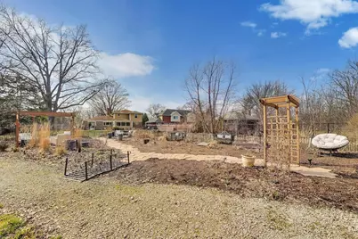 9761 Elm Terrace, Des Plaines, IL 60016 - Photo 25