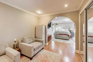 9761 Elm Terrace, Des Plaines, IL 60016 - Photo 13