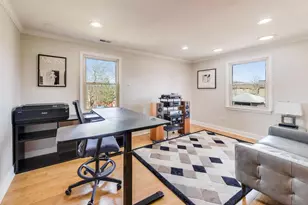 9761 Elm Terrace, Des Plaines, IL 60016 - Photo 17