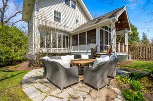 939 Ashland Ave, Wilmette, IL 60091 - Photo 31