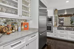 815 Merrill Woods Rd, Hinsdale, IL 60521 - Photo 9