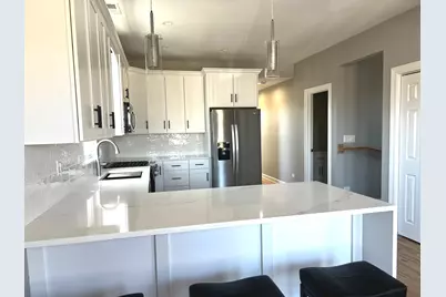 7539 W 61st Street, Summit, IL 60501 - Photo 5