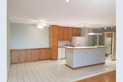 18 E Old Willow Road #419N, Prospect Heights, IL 60070 - Photo 5