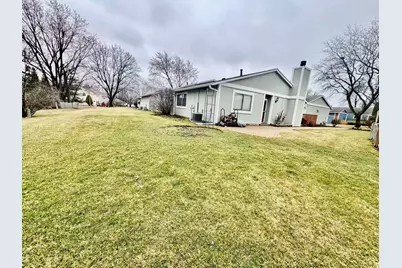 2658 Sumac Street, Woodridge, IL 60517 - Photo 11