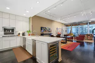 333 N Canal St, Chicago, IL 60606 - Photo 5