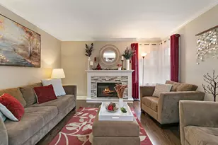 115 N Hager Ave, Barrington, IL 60010 - Photo 3