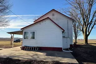 24231 Wysox Rd, Milledgeville, IL 61051 - Photo 5