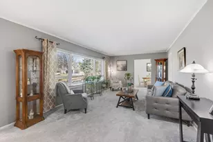 1730 George Ct, Glenview, IL 60025 - Photo 3