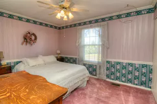 2046 Mission Hills Dr, Elgin, IL 60123 - Photo 29