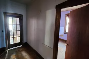 8506 S Euclid Ave, Chicago, IL 60617 - Photo 15