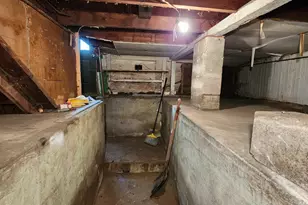 8506 S Euclid Ave, Chicago, IL 60617 - Photo 27