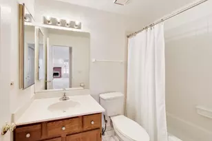 220 University Dr, Mount Prospect, IL 60056 - Photo 27