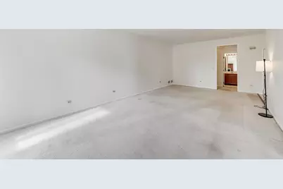 220 University Drive #220, Mount Prospect, IL 60056 - Photo 9