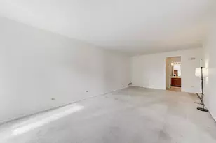 220 University Dr, Mount Prospect, IL 60056 - Photo 9