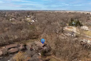 42W470 Red Bud Ct, Saint Charles, IL 60175 - Photo 33